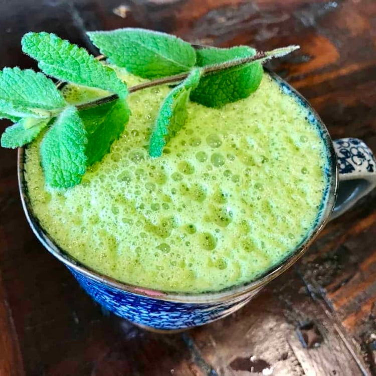 Vegan Mint Matcha Latte